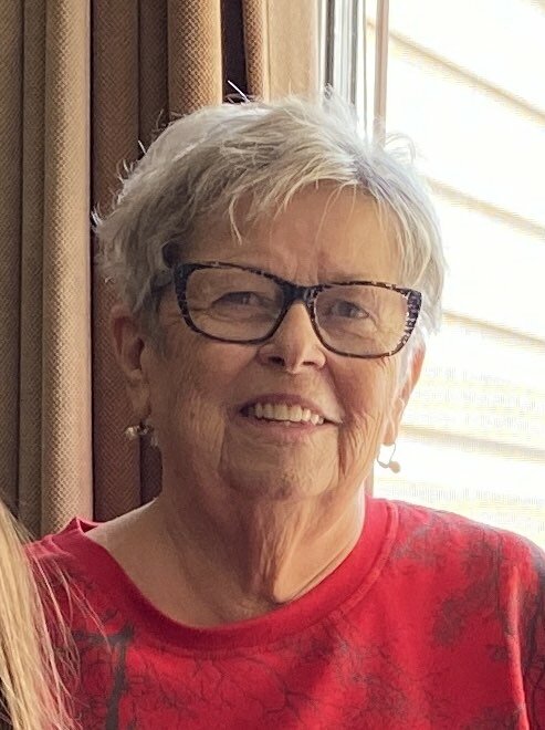 Holly Anderson